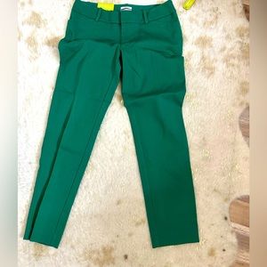 Green capri skinny dress pant